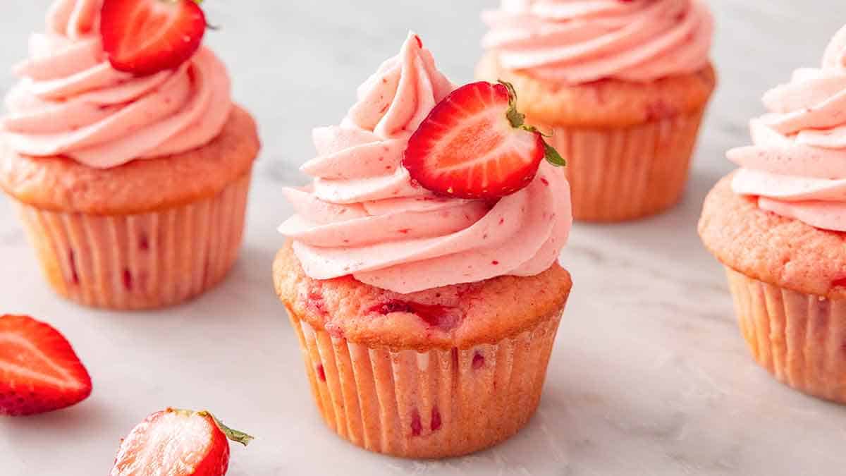 What is the process for online cupcake delivery?